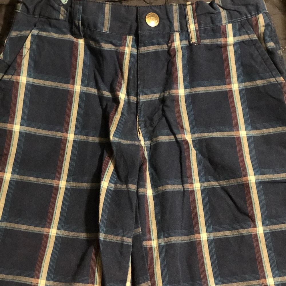 Boys size 7 shorts